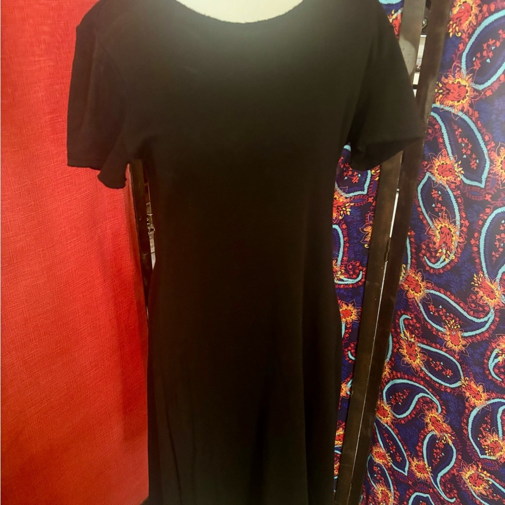 Black 100% High quality cotton Sexy LBD. Open circle in back